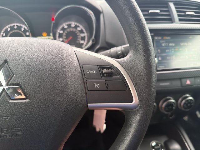 Used 2025 Mitsubishi Outlander Sport AWD image 15