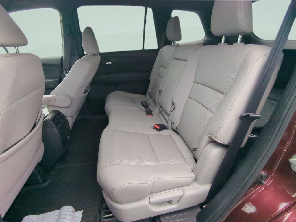 Used 2020 Honda Passport Touring image 11