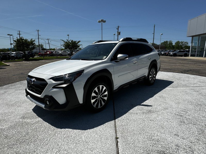 Used 2024 Subaru Outback Touring XT w/ Popular Package #2 image 3