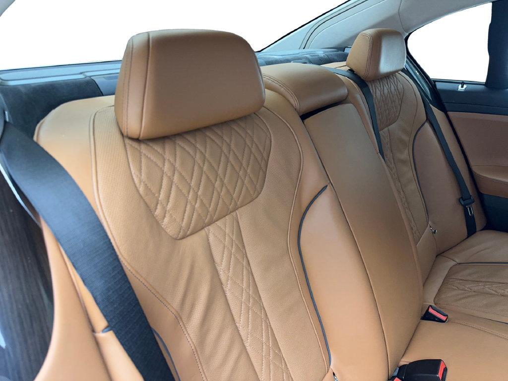 Used 2021 BMW 750i xDrive w/ Executive Package AWD/4WD image 43