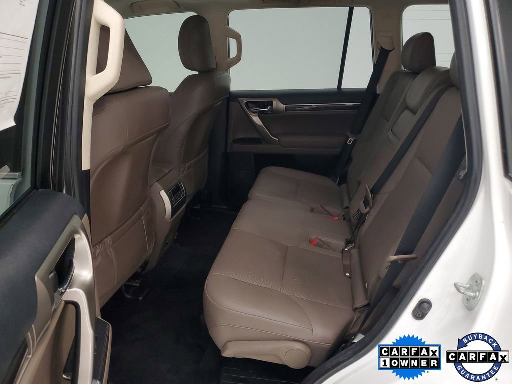 Used 2020 Lexus GX 460 Premium w/ Premium Package image 23