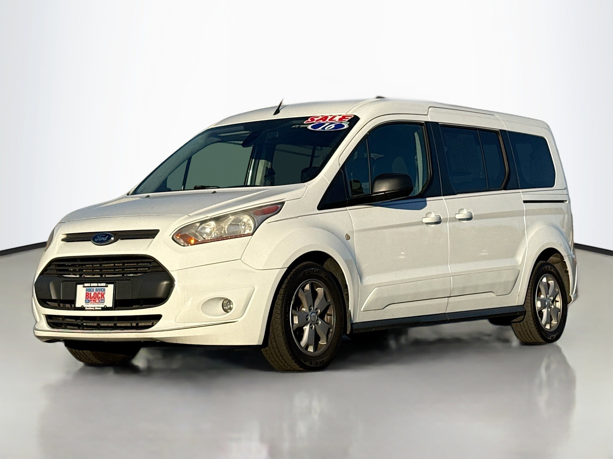 Used 2016 Ford Transit Connect XLT image 12