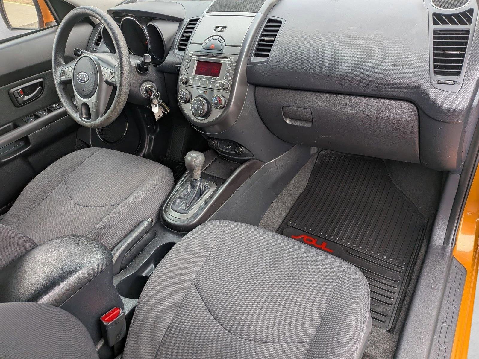 Used 2011 Kia Soul + w/ Audio Pkg FWD image 19