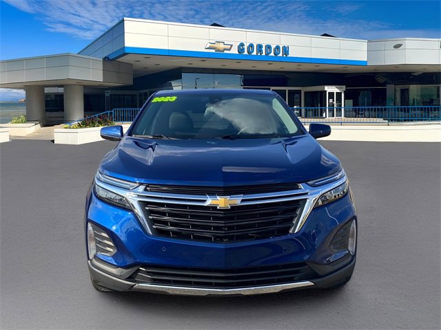 Used 2023 Chevrolet Equinox LT image 2
