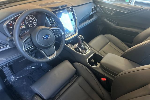 Used 2025 Subaru Outback Limited image 10