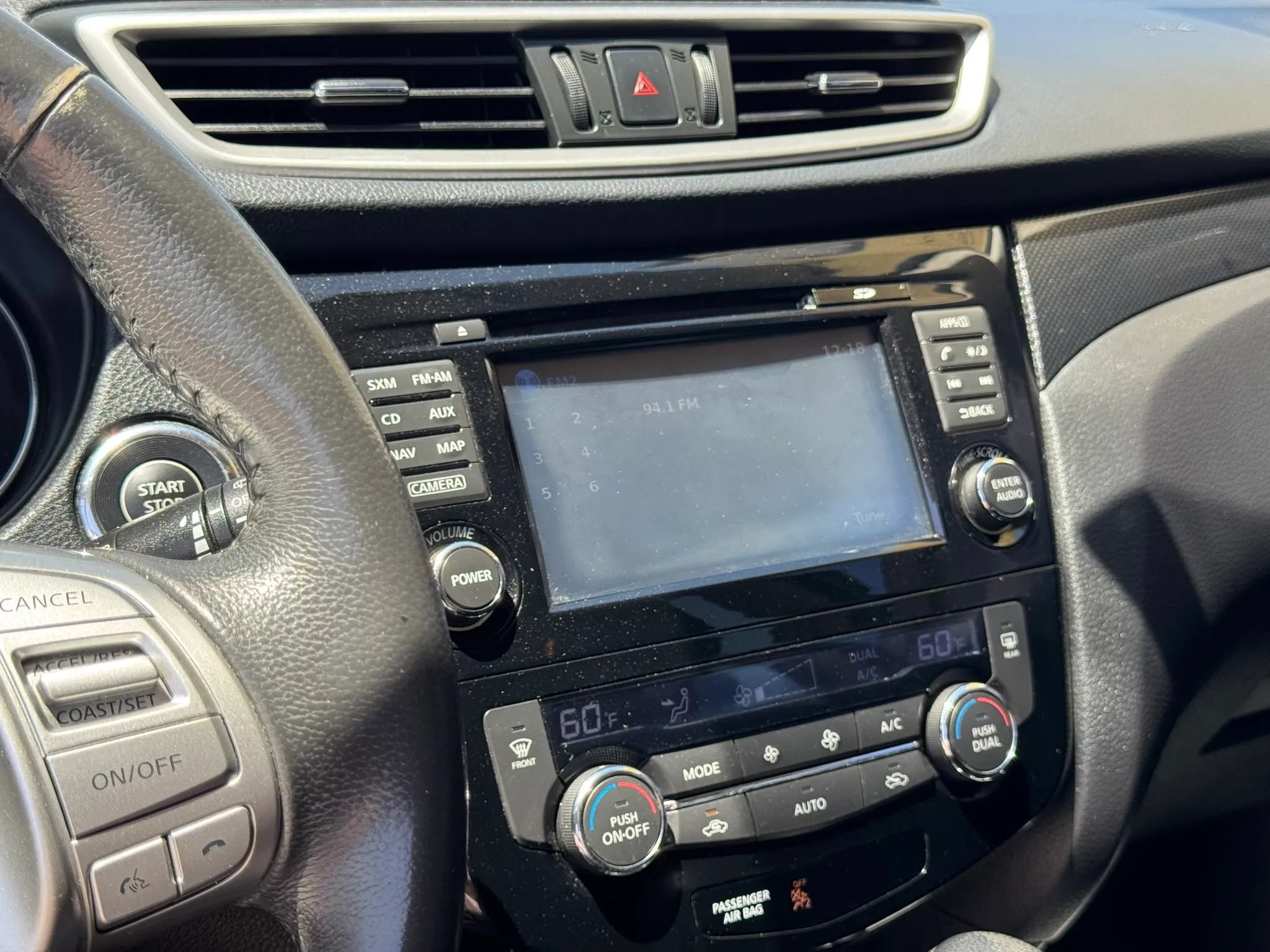 Used 2014 Nissan Rogue SL w/ SL Premium Package AWD/4WD image 19