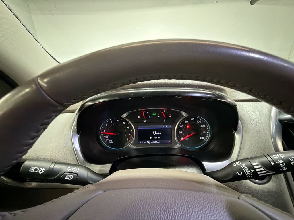Used 2020 Chevrolet Traverse LT FWD image 11