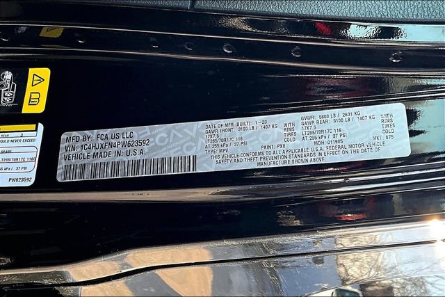 Used 2023 Jeep Wrangler Rubicon w/ Dual Top Group image 16