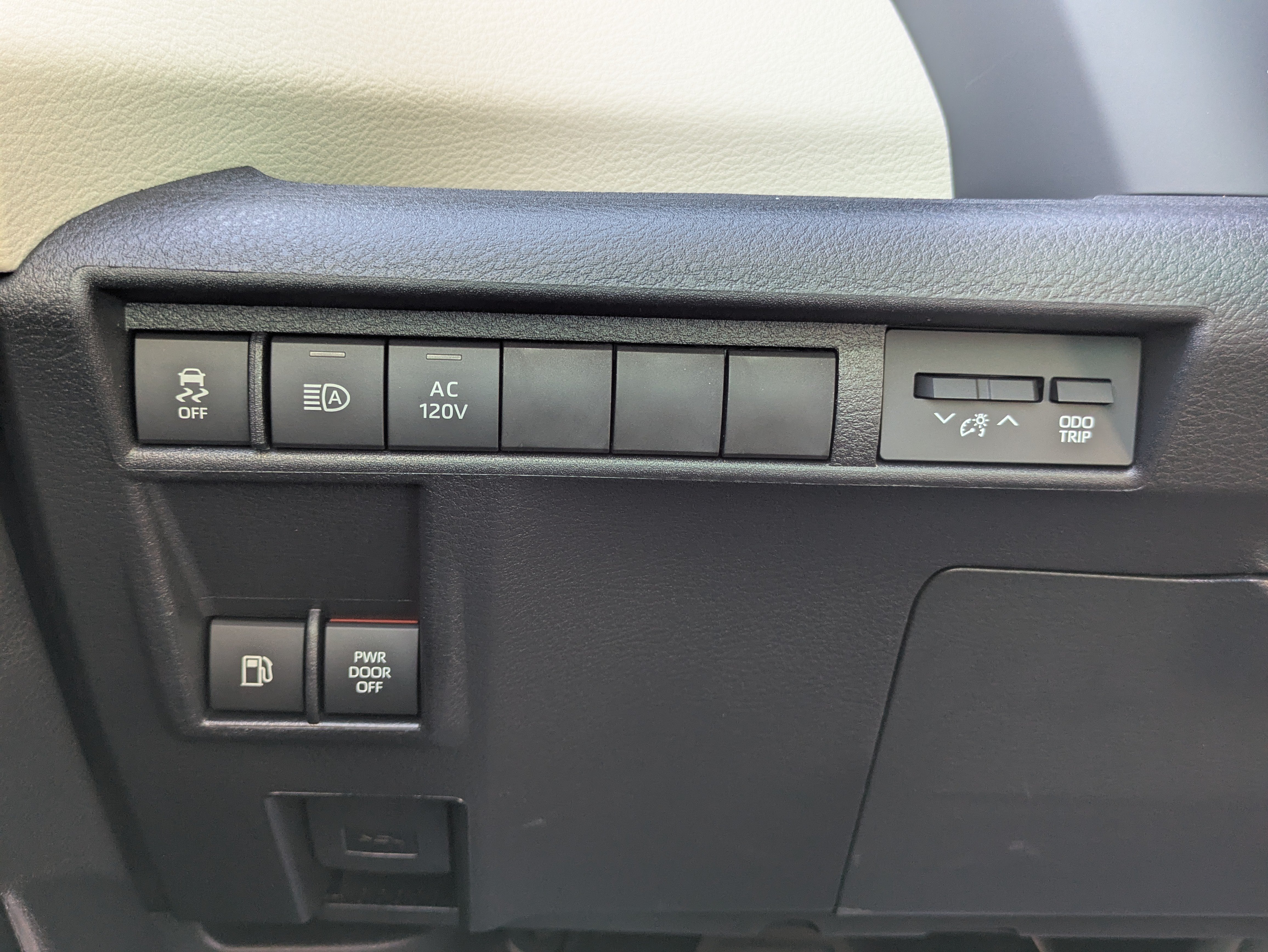 New 2026 Toyota Sienna Limited AWD/4WD image 24
