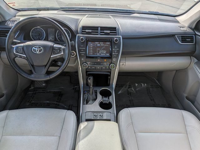 Used 2017 Toyota Camry XLE w/ Convenience Package FWD image 15