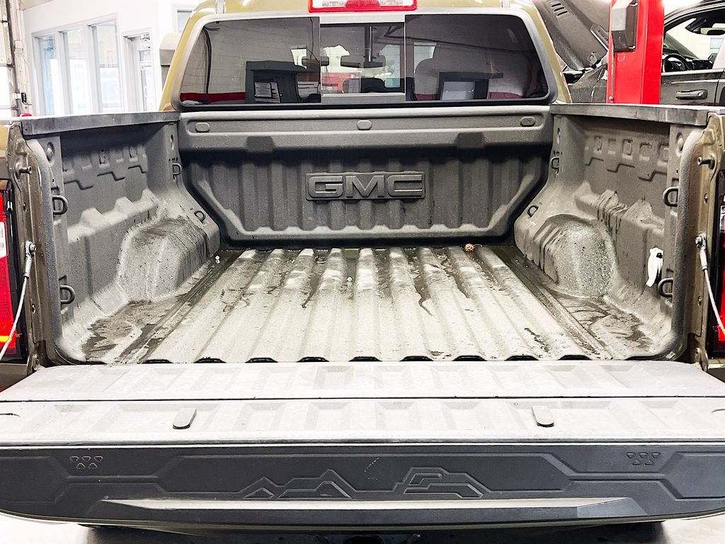 Used 2023 GMC Canyon AT4 w/ AT4 Premium Package AWD/4WD image 27