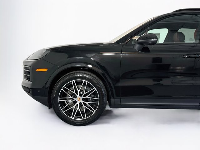 New 2026 Porsche Cayenne AWD/4WD image 28