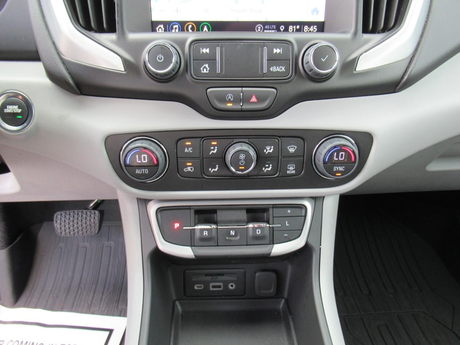 Used 2024 GMC Terrain SLT w/ Infotainment Package II FWD image 28