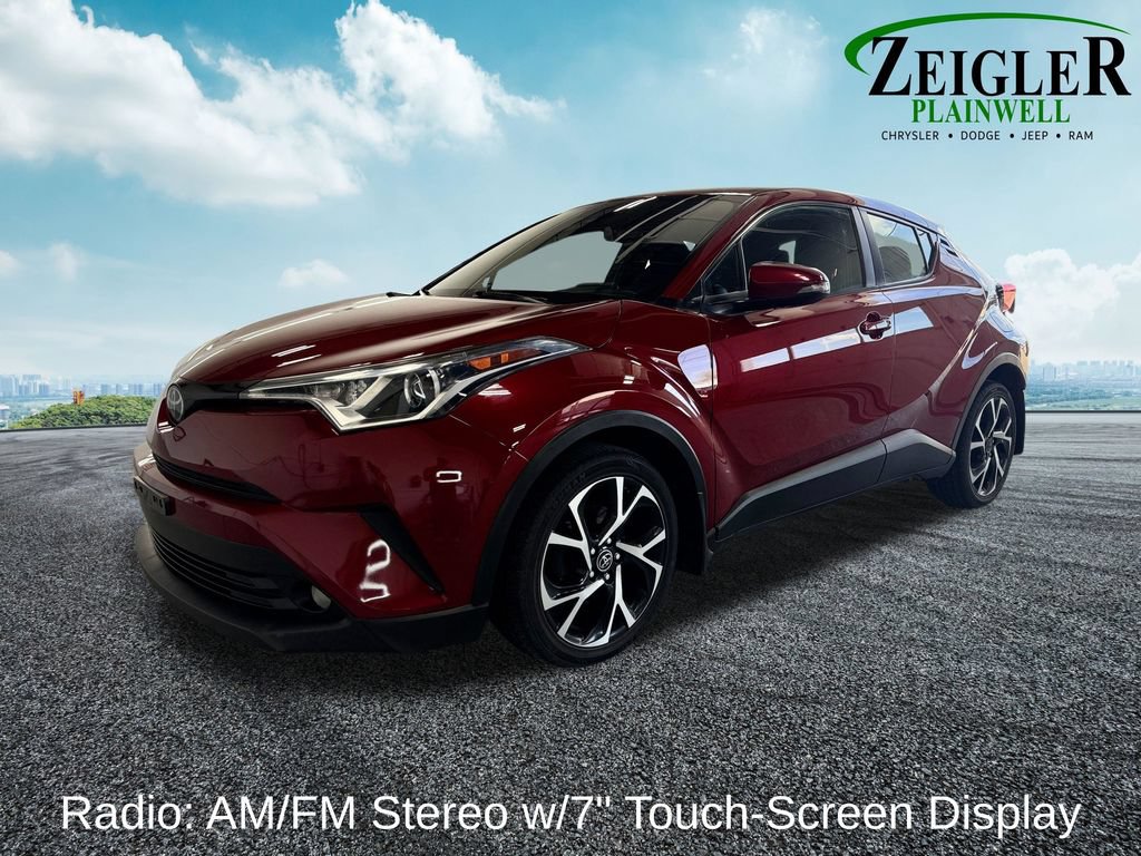 Used 2018 Toyota C-HR XLE FWD image 2