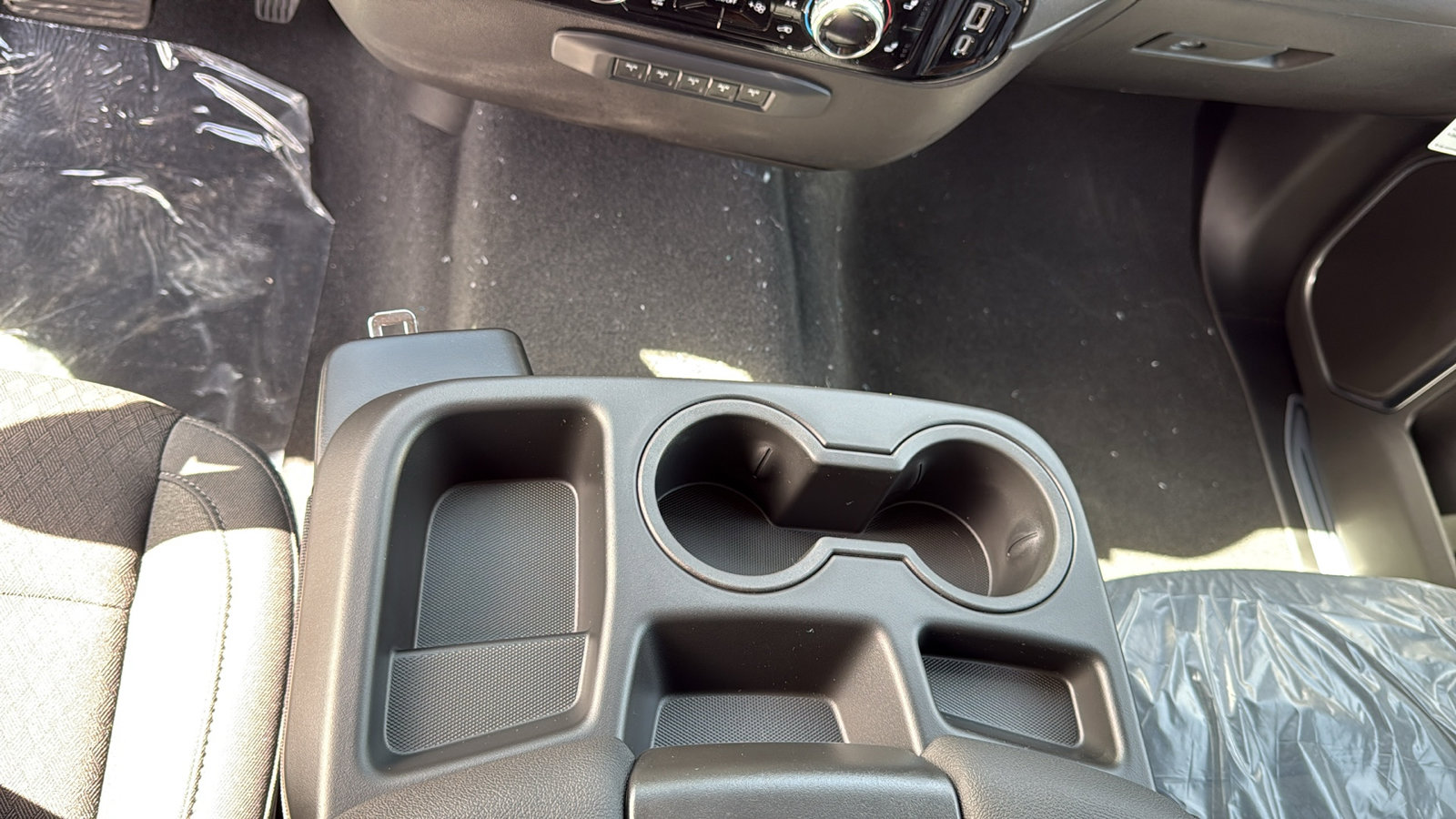 New 2026 GMC Sierra 3500 SLE w/ SLE Convenience Package image 15