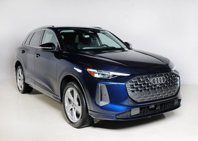 Certified 2025 Audi Q5 Premium Plus w/ Premium Plus