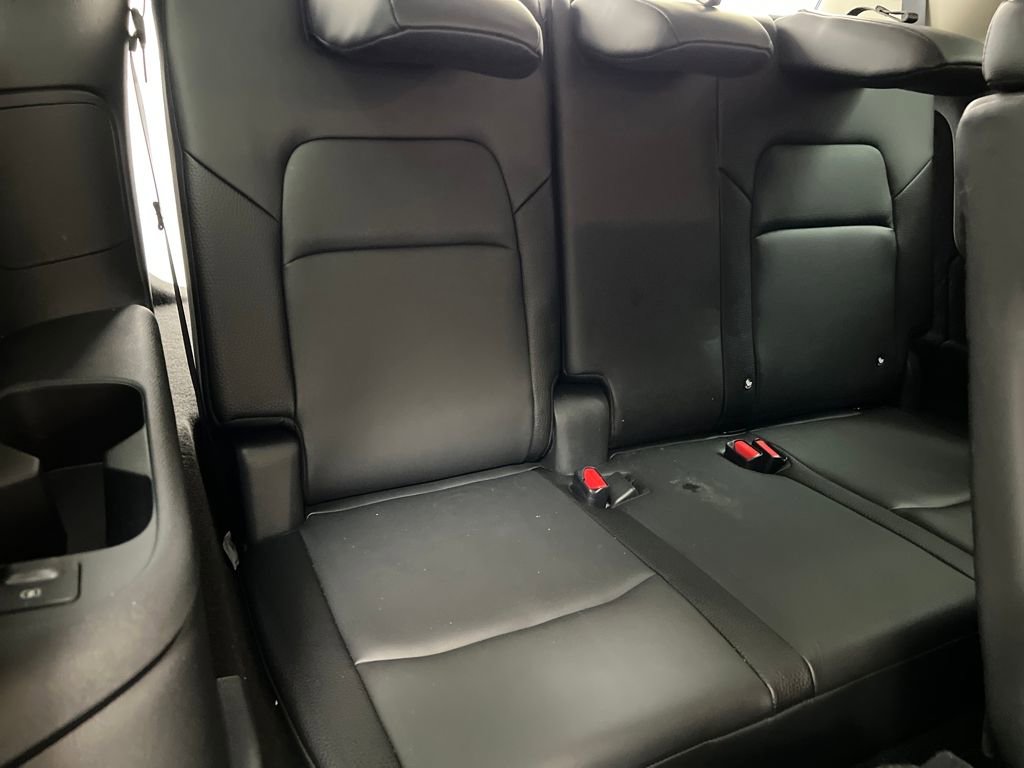 Used 2025 Nissan Pathfinder SL image 28