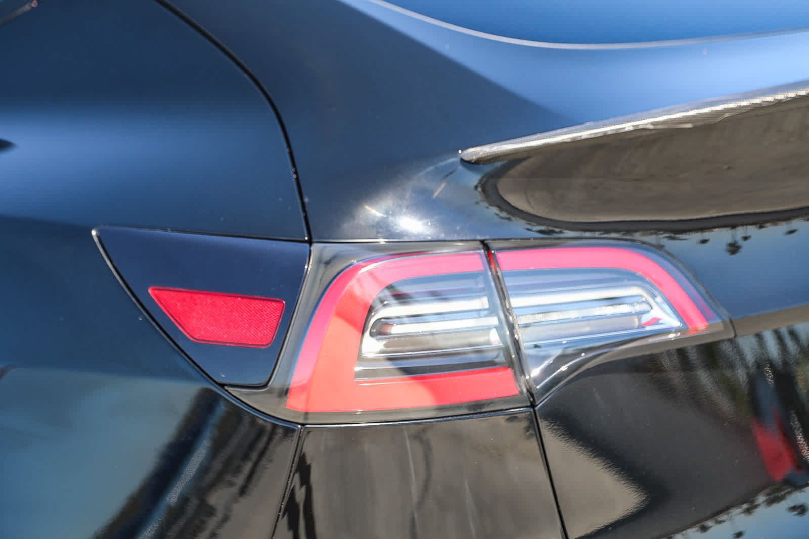 Used 2021 Tesla Model Y Performance AWD/4WD image 9