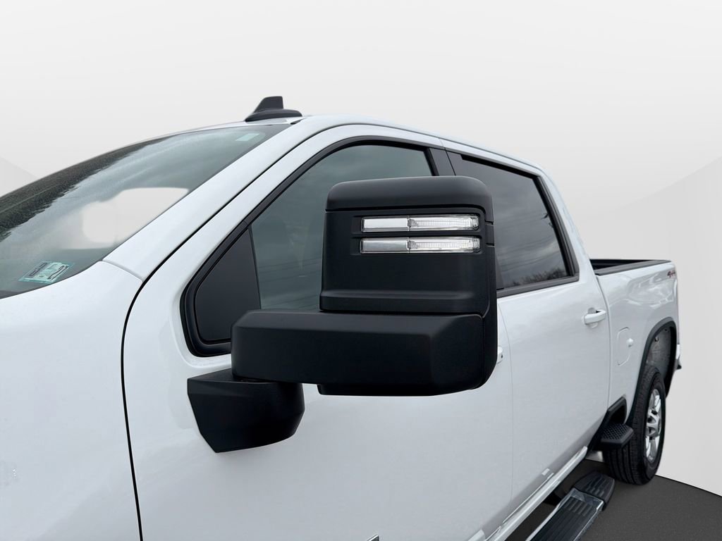 Used 2025 Chevrolet Silverado 2500 LT w/ Convenience Package image 11