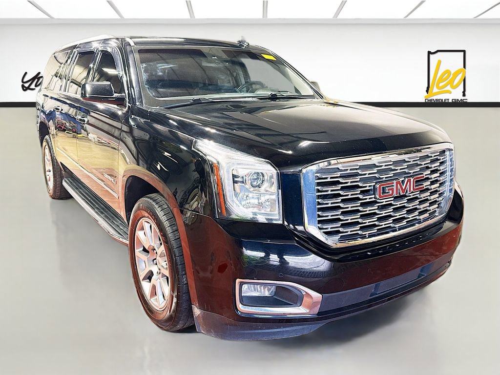 Used 2019 GMC Yukon XL Denali image 3