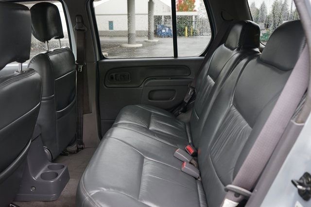 Used 2000 Nissan Xterra SE image 12