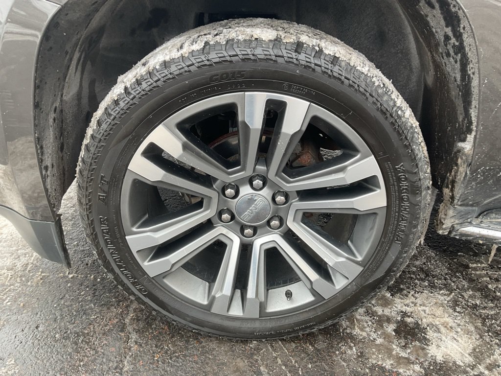 Used 2019 GMC Yukon Denali w/ Enhanced Security Package AWD/4WD image 9