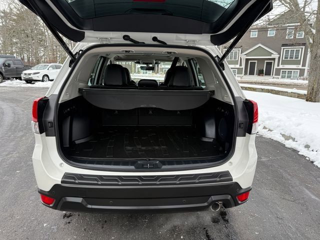 Used 2023 Subaru Forester Limited AWD/4WD image 11