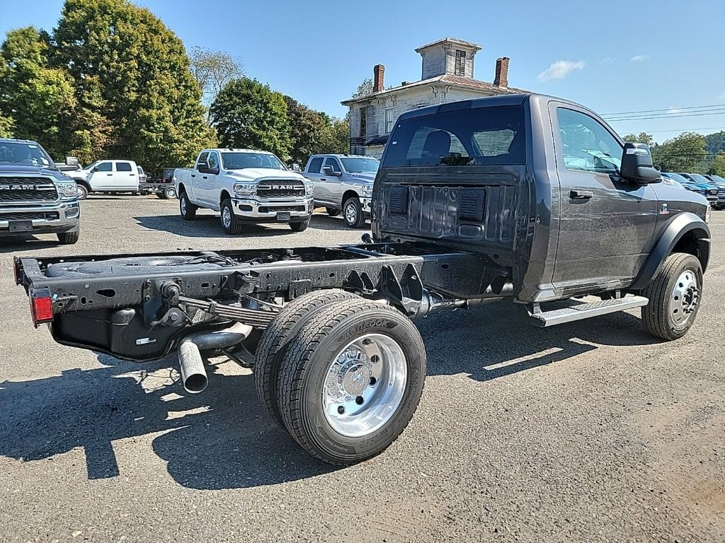 New 2024 RAM 5500 Tradesman image 5