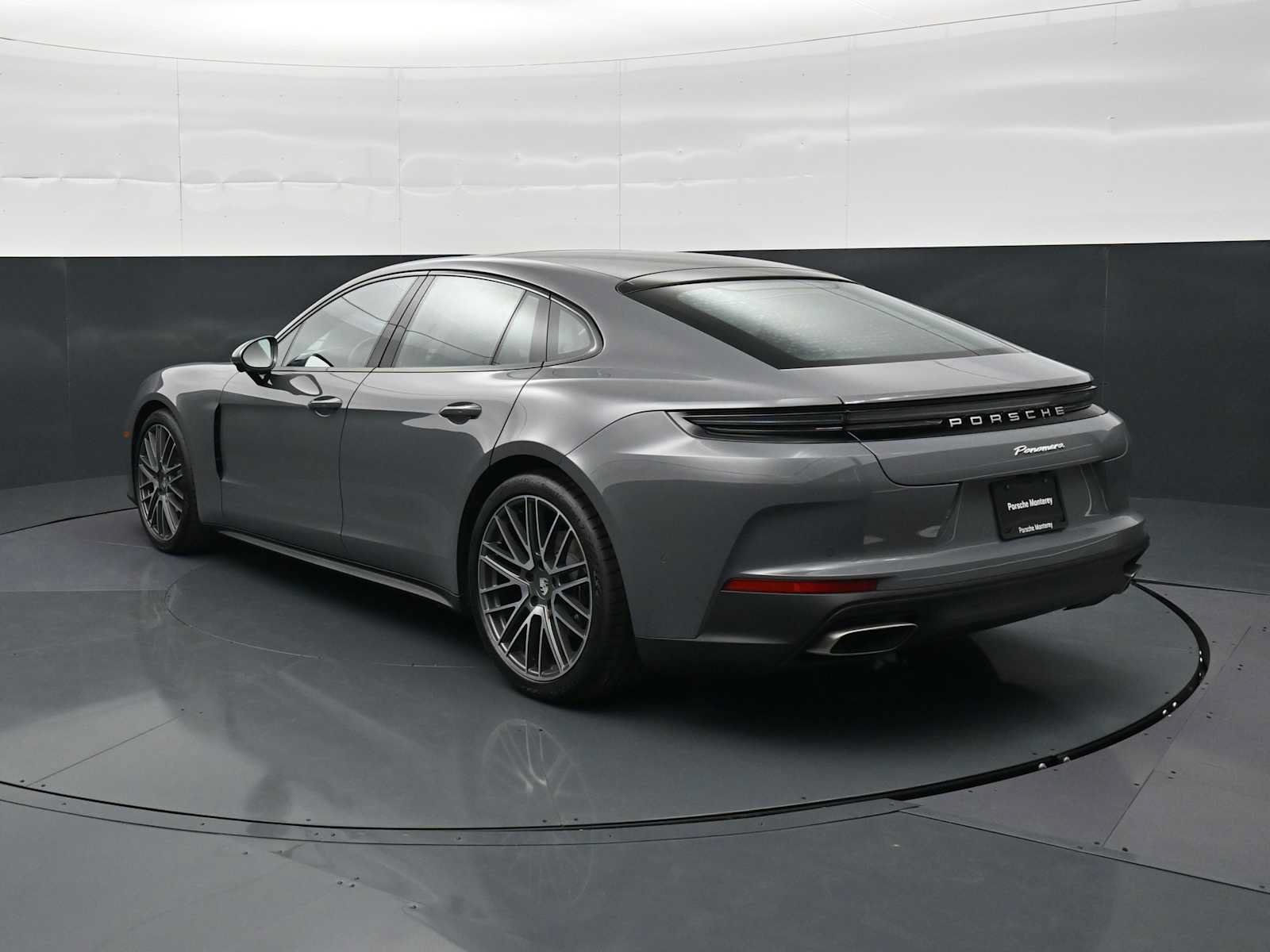 New 2026 Porsche Panamera RWD image 3