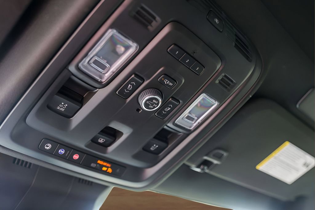 Used 2024 Cadillac Escalade Sport w/ Touring Package image 22