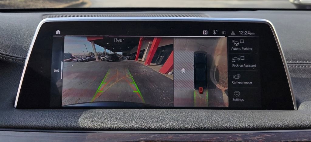 Used 2021 BMW 740i xDrive 740i xDrive w/ M Sport Package image 24