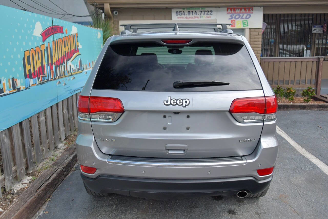 Used 2018 Jeep Grand Cherokee Limited AWD/4WD image 32