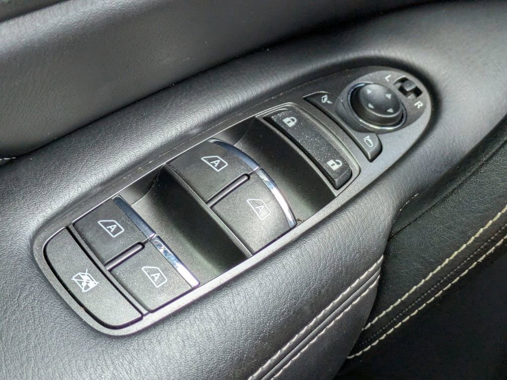 Used 2023 INFINITI QX80 Premium Select w/ All-Season Package RWD image 26