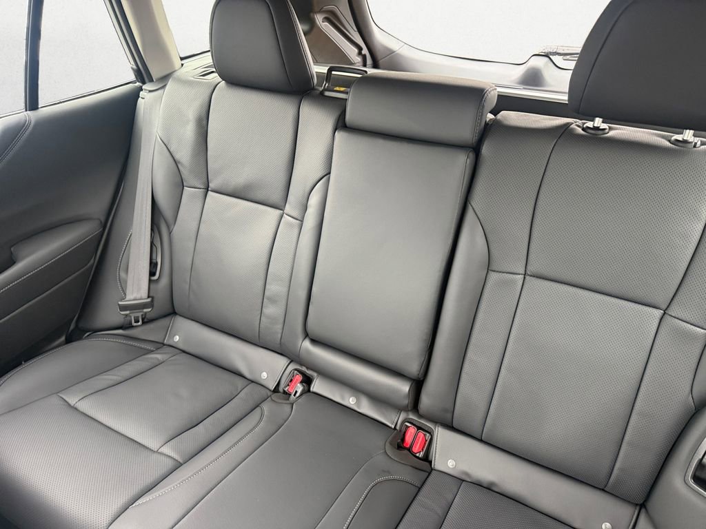 New 2025 Subaru Outback Limited image 13