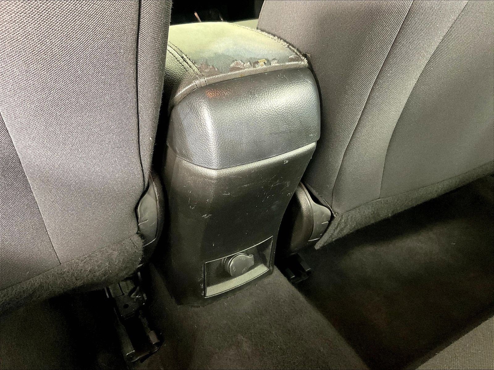 Used 2012 Chevrolet Cruze LS FWD image 10
