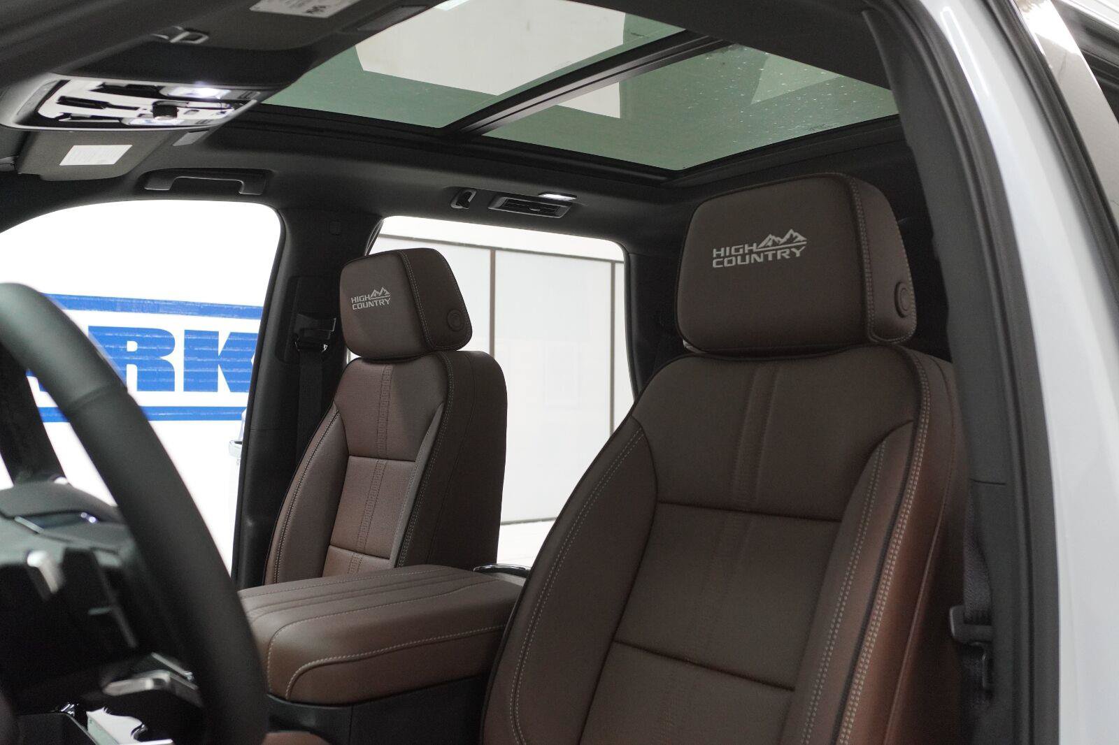New 2027 Chevrolet Tahoe High Country AWD/4WD image 7