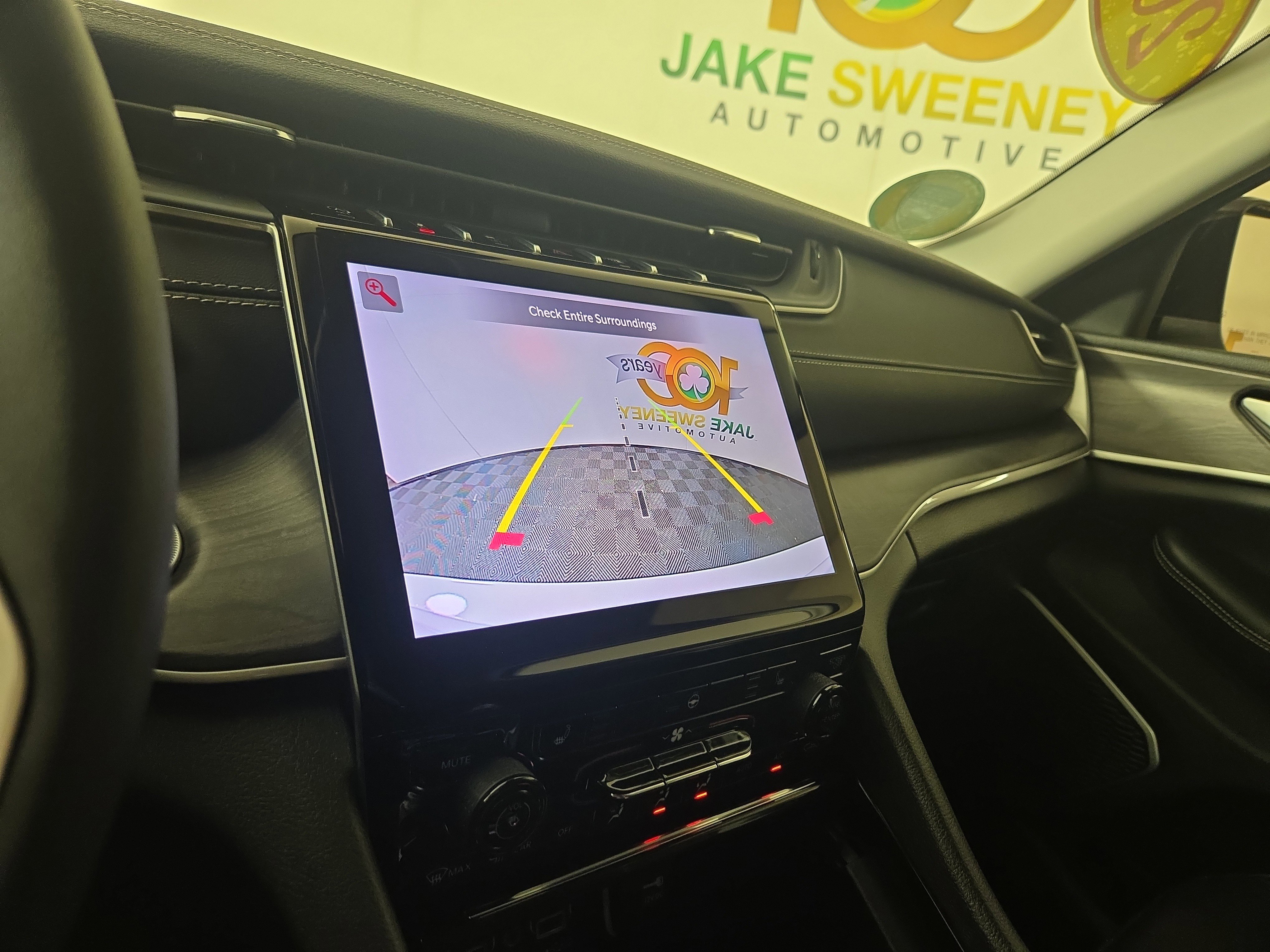 Used 2023 Jeep Grand Cherokee L Limited image 23