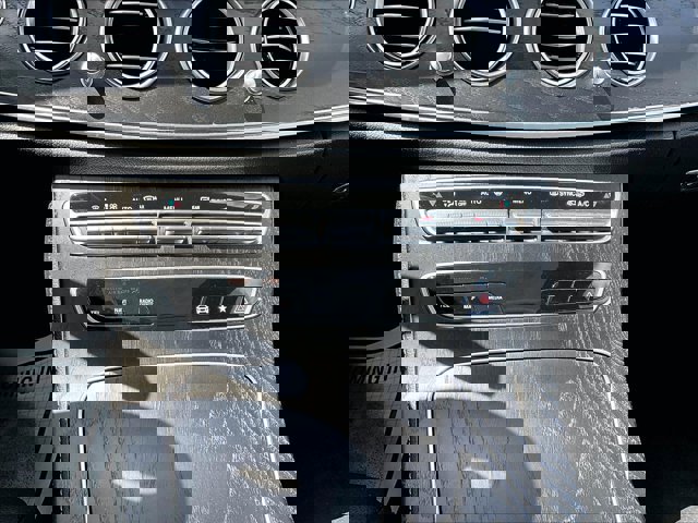 Used 2021 Mercedes-Benz E 350 Sedan image 23