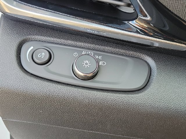 Certified 2024 Buick Envista Sport Touring FWD image 13