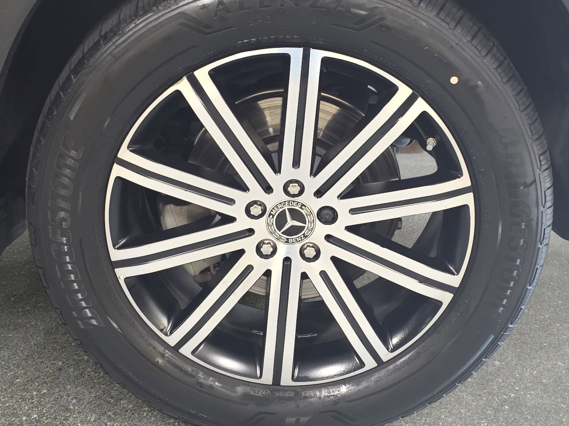 Certified 2024 Mercedes-Benz GLE 450e 4MATIC image 32