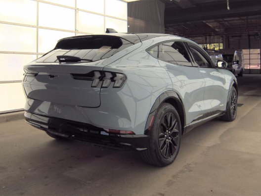Used 2025 Ford Mustang Mach-E Premium w/ Sport Appearance Package AWD/4WD image 5