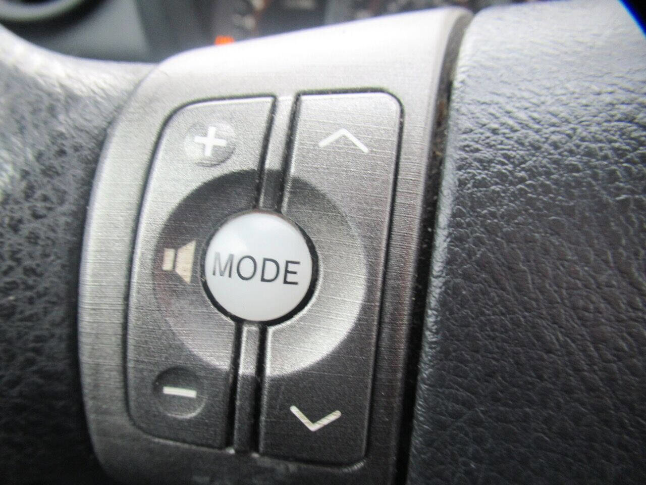 Used 2012 Toyota RAV4 4WD image 19