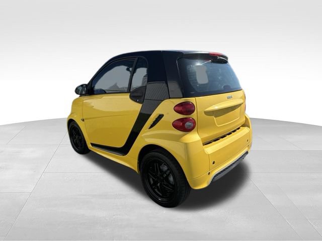 Used 2013 smart fortwo passion RWD image 2