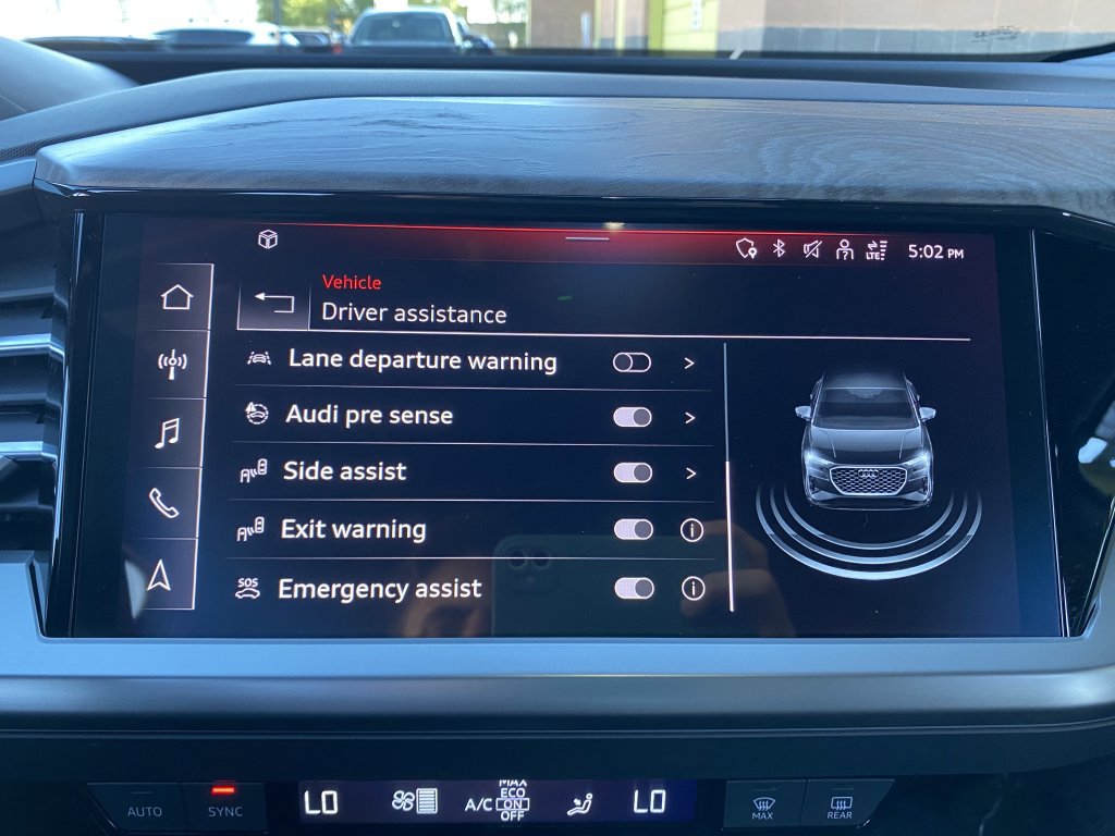 Used 2023 Audi Q4 e-tron Prestige image 39