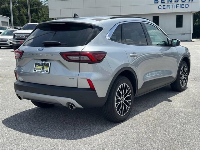 Used 2024 Ford Escape SE FWD image 3