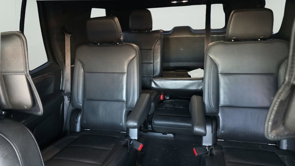 Used 2022 Chevrolet Tahoe Z71 image 12