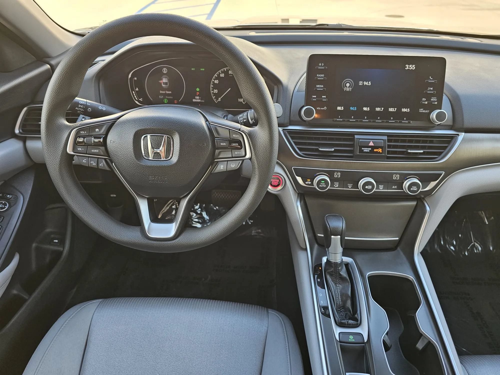 Used 2019 Honda Accord LX image 25