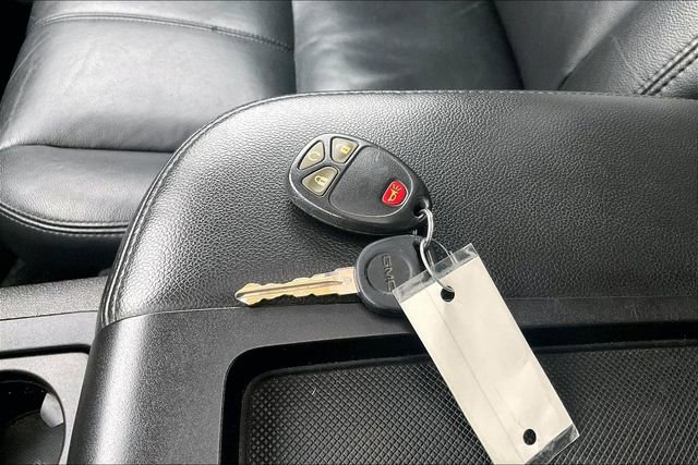 Used 2011 GMC Sierra 2500 SLT image 11