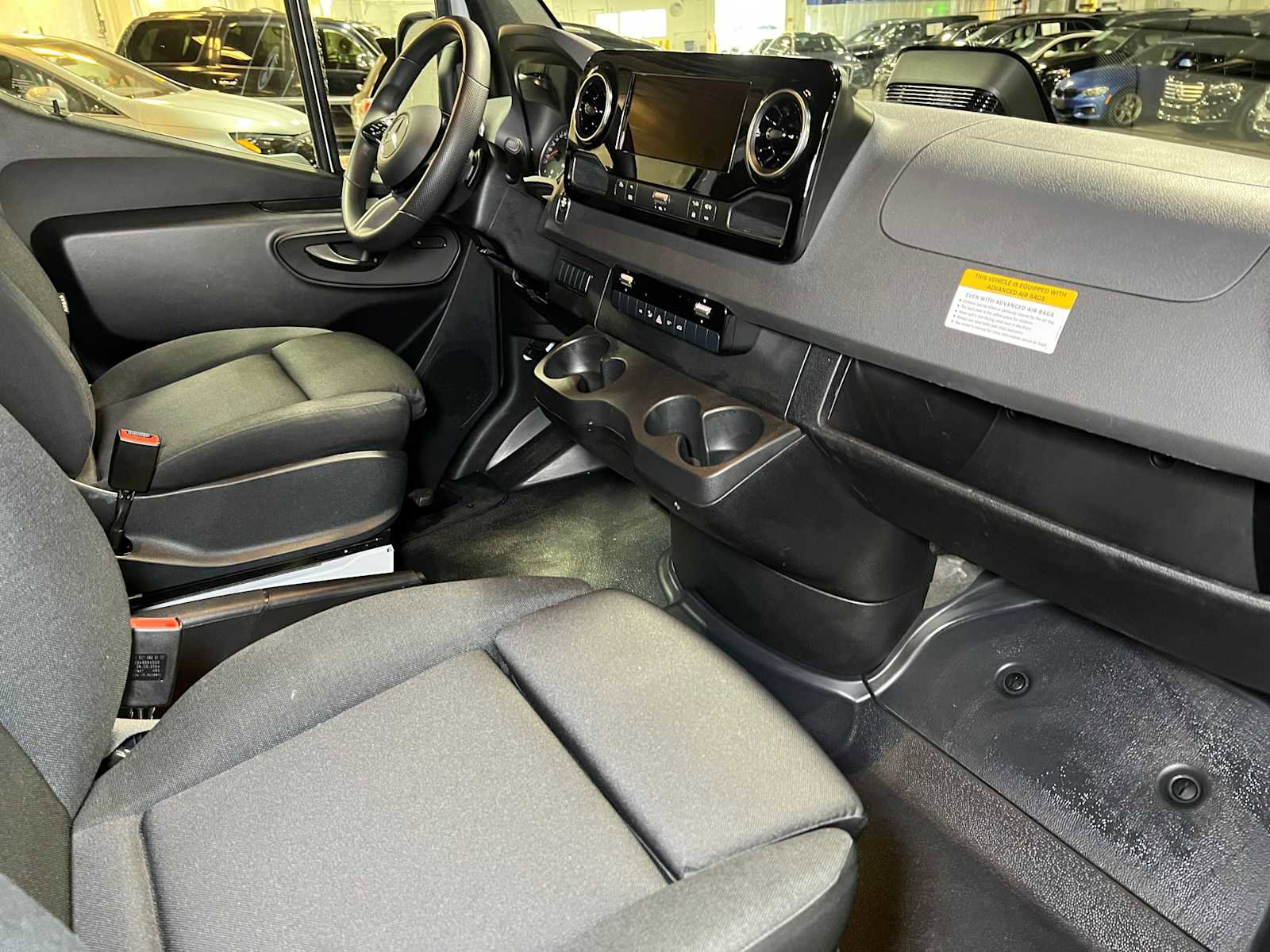 Used 2025 Mercedes-Benz Sprinter 2500 image 11