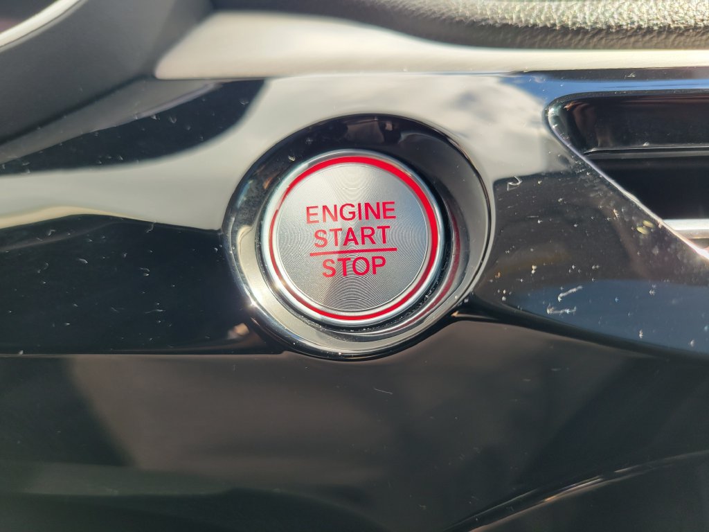 Used 2025 Acura MDX FWD image 26